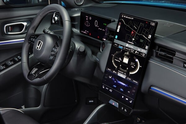 O Honda e:Ny1 mostra que a Honda está comprometida com o abandono da combustão interna e dos botões internos. (Fonte da imagem: Honda)