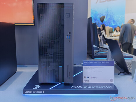 A mini torre ExpertCenter P700 (Fonte da imagem: Notebookcheck)
