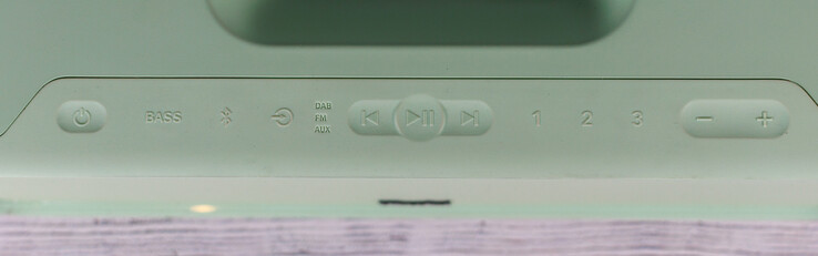 Painel de controle do Teufel Boomster 4