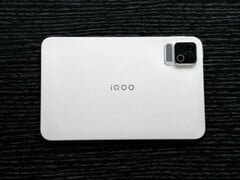 Diz-se que o tablet para jogos iQOO Pad Ultra é equipado com o SoC Qualcomm Snapdragon 8 Elite Gen 6.