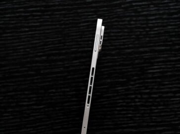 Há rumores de que o tablet para jogos de última geração tenha apenas cerca de 5,74 mm de espessura. 