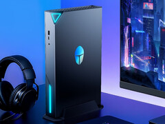 O Thunderobot Mix G2 visto de frente, mostrando o conector de 3,5 mm, as portas USB Type-A e Type-C. (Fonte da imagem: Thunderobot)