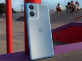 A Motorola oferecerá o Moto G24 Power em dois tons de azul. (Fonte da imagem: Motorola)