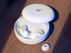 O Soundcore Sleep A30 é apresentado como o primeiro fone de ouvido inteligente ANC para dormir do mundo. (Fonte da imagem: Soundcore)