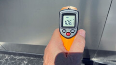 Teste de calor do aço inoxidável da Cybertruck (imagem: Stuck4ger/SOC)