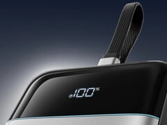 O carregador portátil de 25 SE está com um preço promocional de lançamento de US$ 62,99. Na foto: uma imagem promocional mostrando o visor e o cabo integrado.