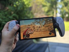 O PlayStation Portal é o único computador de mão da atual linha PlayStation da Sony, mas ele não reproduz jogos nativamente. (Fonte da imagem: Unsplash, editado)