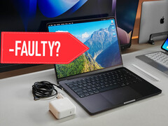 Appleo MacBook Pro de 14 polegadas com tecnologia M5 da Apple com um carregador. Editado. (fonte da imagem: Notebookcheck)