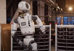 Atlas separando as peças. (Fonte da imagem: Boston Dynamics)