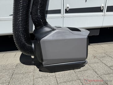 O EcoFlow Wave 3 pode ser usado em ambientes externos...