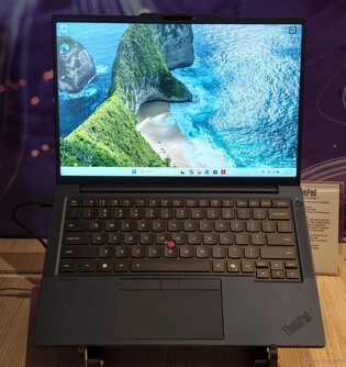 O Lenovo ThinkPad T14 Gen 7.