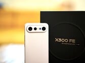O Vivo X300 FE certamente nos impressionou em nosso teste, mas não é o celular compacto mais acessível.