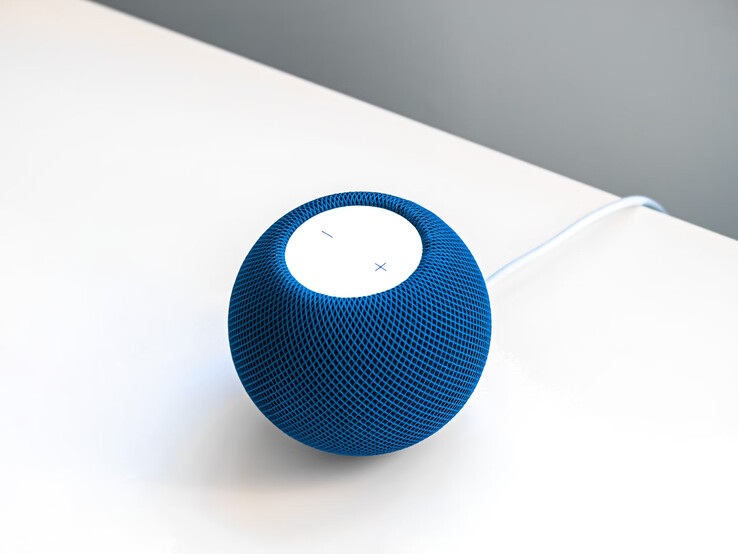 Apple relançou o HomePod mini com opções de cores atualizadas no final de 2021. (Fonte da imagem: James Yarema & Unsplash)