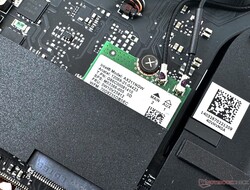 A placa Intel Wi-Fi AX211 oferece taxas de transferência estáveis nas bandas de 5 GHz e 6 GHz
