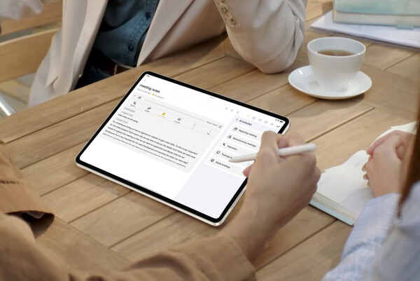 O Honor MagicPad 3 tem uma tela LCD de 13,3 polegadas, ao contrário de seu antecessor, que tem uma tela OLED. (Fonte da imagem: Honor)