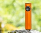 A lanterna Olight ArkPro Ultra chega em uma nova cor: laranja âmbar.