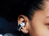 Os Open Ear Clips TWS apresentam um dos designs mais incomuns da Bose. (Fonte da imagem: MySmartPrice)