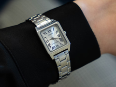 Casio LTP-B150D-7B (na foto)
