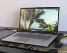 Análise do laptop HP 17t-cn500: Tela grande para multimídia básica