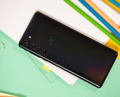 O Motorola Edge é, naturalmente, um dos primeiros dispositivos da lista. (Fonte: NextPit)