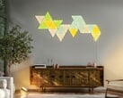 O Módulo de Iluminação de Parede Philips Hue se conectará a painéis Nanoleaf compatíveis, conforme mostrado.