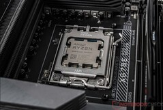 O Ryzen 7 9800X3D está programado para suceder o 7800X3D em 7 de novembro. (Fonte da imagem: Notebookcheck)