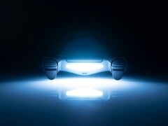 A Sony introduziu uma grande barra de luz horizontal no controle DualShock 4 do PS4, um recurso que foi removido do DualSense do PS5.