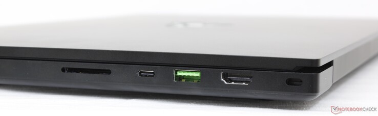 Certo: Leitor SD UHS-III, USB Tipo C + Thunderbolt 3, USB 3.2 Gen. 2, HDMI 2.0b, Kensington Lock