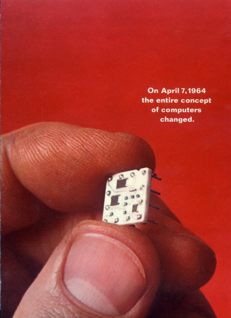 Um chip de computador baseado na "Tecnologia de Lógica Sólida". (Imagem: IBM)