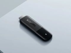 O TV Stick 4K (2ª geração) da Xiaomi (na foto) chegou ao Reino Unido. (Fonte da imagem: Xiaomi)
