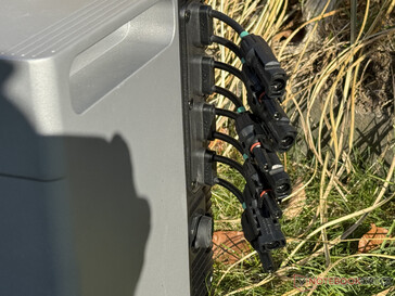 Entradas PV dos quatro MPPT