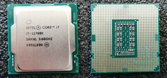O Intel Core i7-11700K foi mostrado para rastrear o AMD Ryzen 7 5800X em uma revisão antecipada. (Fonte de imagem: PCGamesHardware Forums)