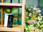 O Motorola Moto G87 oferece alto-falantes com muita pressão sonora, mas com som moderado.