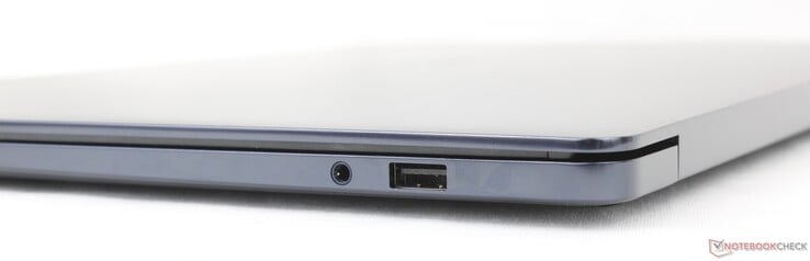 Correto: fone de ouvido de 3,5 mm, USB-A 3.2 Gen. 1