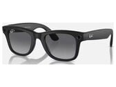 Ray-Ban Meta Gen 2 preto, visto de frente sobre um fundo branco, com a câmera e o LED de captura nos cantos frontais