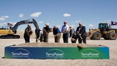 Bill Gates na cerimônia de inauguração do reator Natrium refrigerado a sódio da TerraPower em Kemmerer, Wyoming. (Fonte: Blog de Bill Gates)