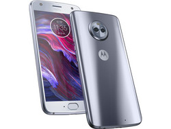 In review: Motorola Moto X4. Review unit courtesy of Lenovo Germany.