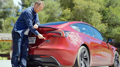 Novo Model 3 Performance se qualifica para crédito fiscal (imagem: Top Gear/YT)