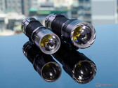 EDC33 (esquerda) e EDC35 (direita) da Nitecore. (foto: Andreas Sebayang/Notebookcheck.com)