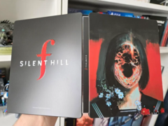 Uma foto do steelbook de Silent Hill f (fonte da imagem: r/gamecollecting)