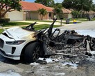 O Jaguar I-Pace originalmente branco mal era reconhecível após o incêndio (Imagem: Gonzalo Salazar)