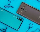 A Huawei está lançando novas atualizações para seus antigos smartphones de bandeira. (Fonte de imagem: NextPit)