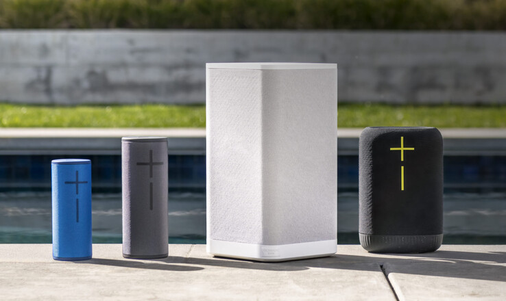 Da esquerda para a direita: O UE BOOM, MEGABOOM, HYPERBOOM e EPICBOOM (Fonte da imagem: Ultimate Ears)