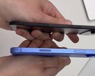 O "17 Air" (acima) ao lado de outro iPhone. (Fonte da imagem: Majin Bu via X)
