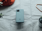 O Pixel 5a é o último dos smartphones não-Tensor do Google a receber atualizações regulares de software, Pixel 5 na foto. (Fonte da imagem: Jonas Elia)