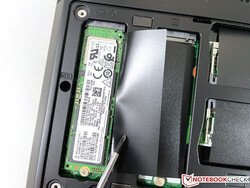 Dois slots para M.2-PCIe-SSDs