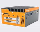 Muitas portas e espaço para uma GPU profissional de nível de desktop SFF. (Fonte da imagem: Onlogic)