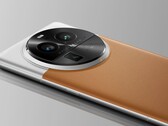 O Find X6 Pro embala em seu enorme invólucro uma quantidade impressionante de hardware de câmera. (Fonte de imagem: Oppo)