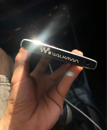 Gravura de walkman. (Fonte da imagem: Reddit)