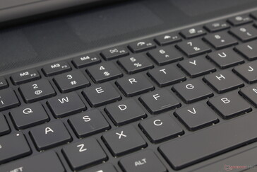As teclas opcionais CherryMX de baixo perfil são muito agradáveis para digitar